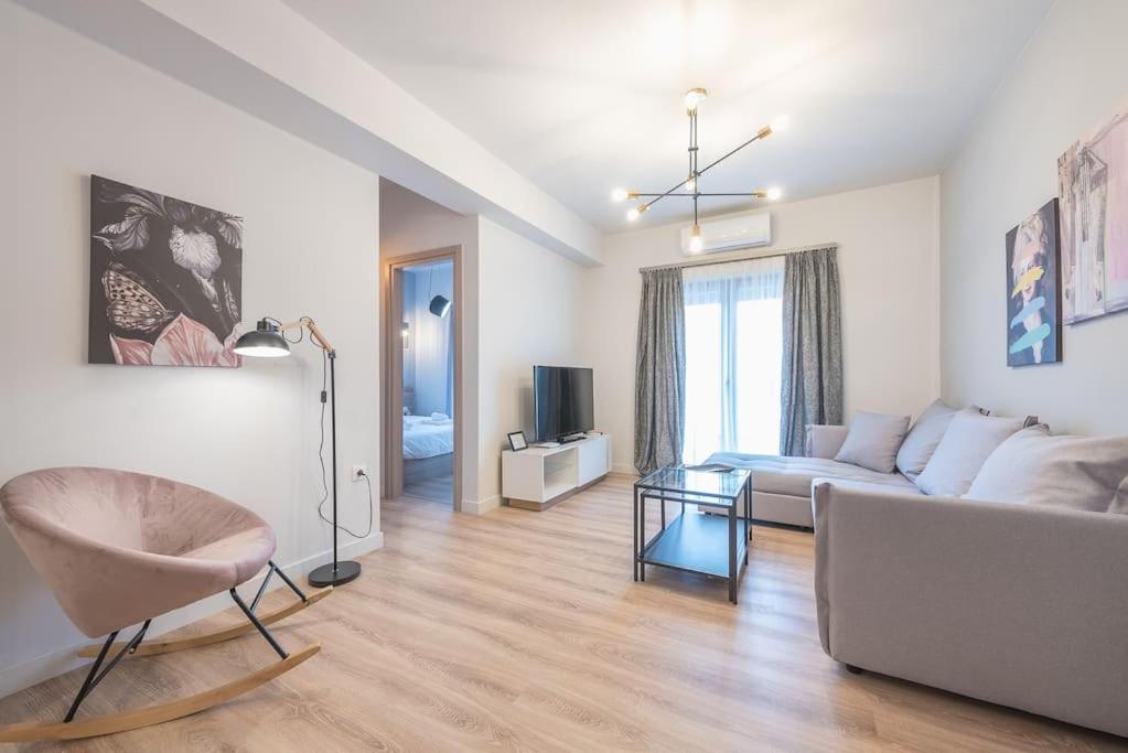 Superior & Spacious Apartment